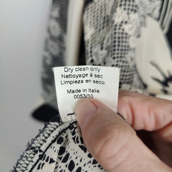 Vintage Gerard Darel Silk Top Womens 38 US 2-4 White Black Floral Button Up Vtg - Picture 8 of 9